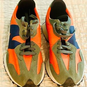 New Balance 327 MS327TB Retro Runner Sneakers 9.5 Burnt Orange Olive Navy